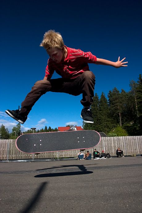 public-domaine-skateboarding-paris.jpg